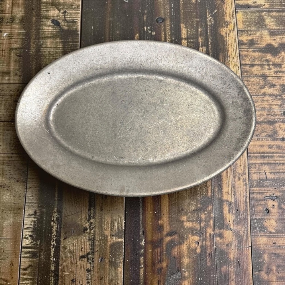 Vintage C.B. Johnson Mfg Co Cincinnati Ohio No 4 Oval Metal Serving Plate